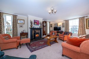 Lounge- click for photo gallery